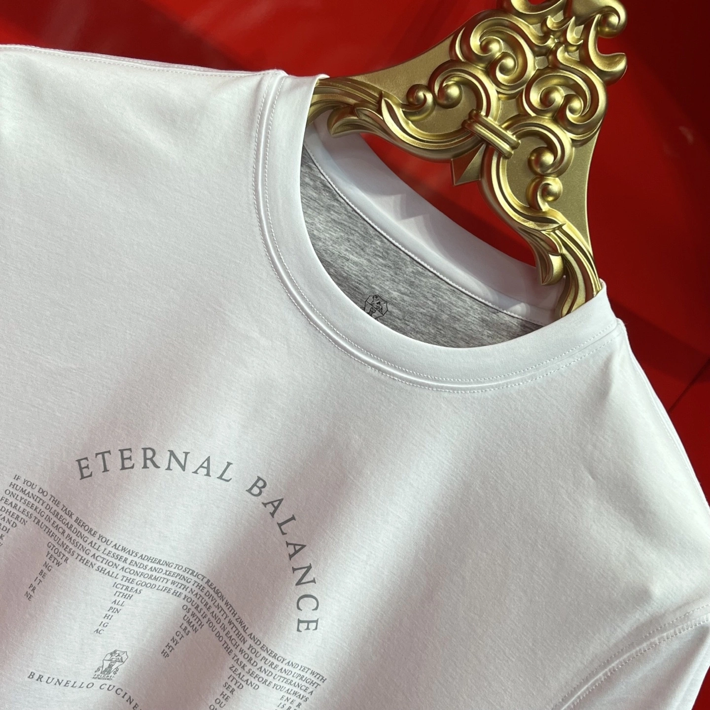wg.luxury- 2ru9588o T-shrit 3colour item:E-F501C1131-3